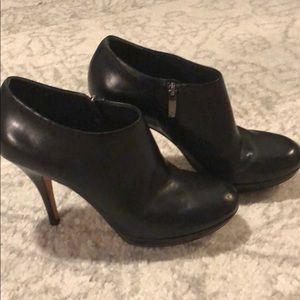 Via spiga ankle boots